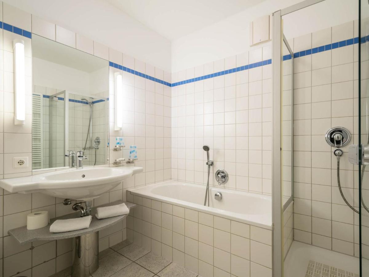 Kaiservillen Heringsdorf - Ferienwohnung Mit 1 Schlafzimmer Und Terrasse D102 외부 사진